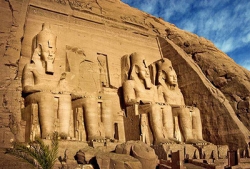 VIAJE A CAIRO, ASUÁN Y ABU SIMBEL EN 5 DÍAS